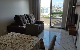 Apartamento com mobília nova 302